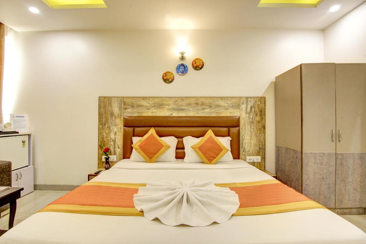 Gracious By Vishesh Hotels & Home Stay 뉴델리 외부 사진